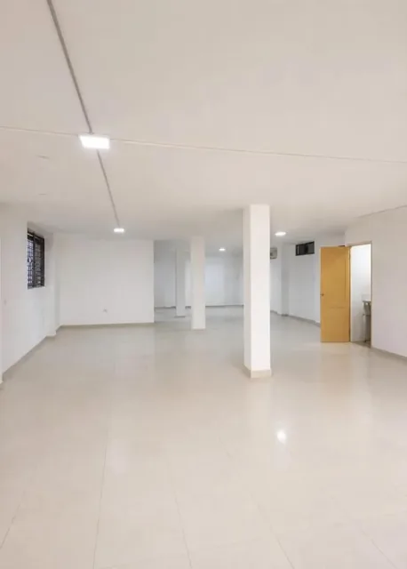 Local Comercial en Venta en Urdesa, Guayaquil, Guayas — imagen 4
