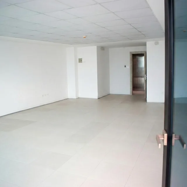 Oficina en Centro de Manta, Manabí — imagen 4