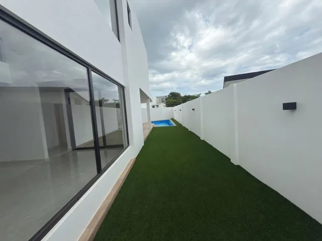 Hermosa Casa de Venta en Ciudad del Mar – Manta! Piscina! a Estrenar!, Manabí — imagen 5