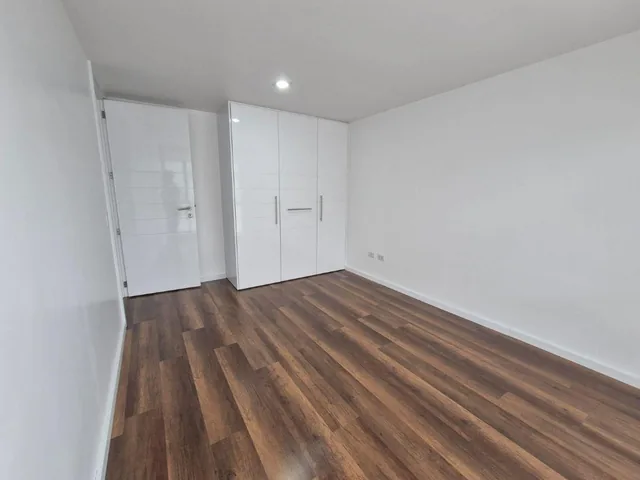 Departamento de 3 Habitaciones en Venta en González Suárez — imagen 4