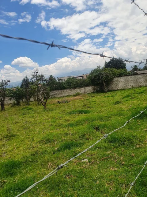 Terreno en Venta en Tumbaco | a Solo 3 Minutos del Parque Central | Excelente Ubicación — imagen 2