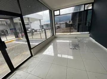 Vendo Terreno, Oficinas, Bodegas, Áreas Exhibición, Rentadas; Av Principal — imagen 3