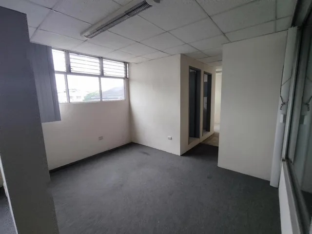Av Carlos Julio Se Vende Propiedad 100% Comercial, Guayas — imagen 3
