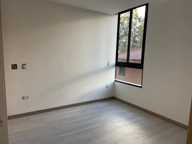 Suite en Venta por Estrenar, Puertas del Sol, Azuay — imagen 3