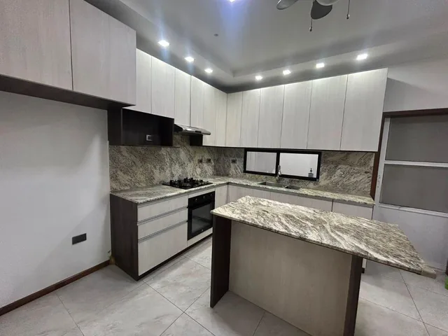 Vendo Linda Casa en Punta Esmeralda, Guayas — imagen 4