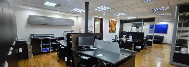 Oficina Comercial de 279 m² en Venta, Catalina Aldaz y Portugal — imagen 2
