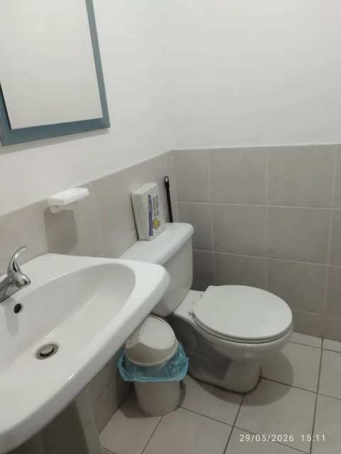 Vendo Oficina de 38.65 m en La Seis de Diciembre y Bossano Quito — imagen 4