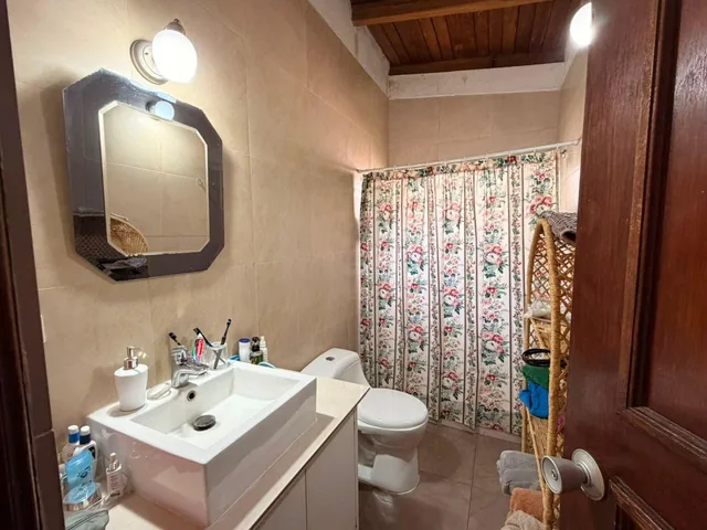 Casa a un Solo Andar de 128 m² y 500 m² de Jardín en Venta en Club Los Chillos - Sangolquí — imagen 4