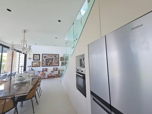 Hermosa y Moderna Casa de 3 Dorm. Doble Altura con Acabados de Lujo, Guayas — imagen 5