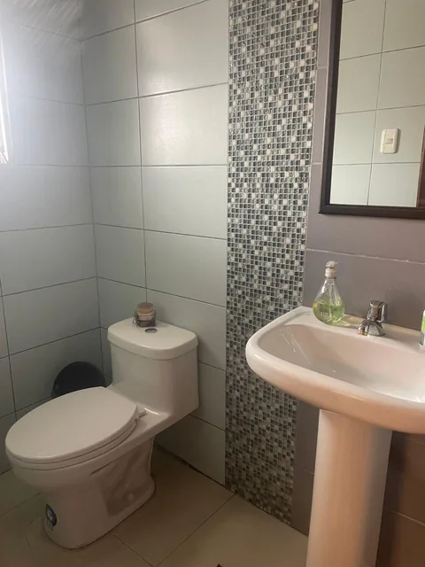Vendo Casa de 4 Dorm. Sector Ponceano. Remodelada — imagen 4