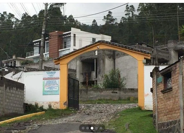Terreno de 1.782 m² en Venta en Conocoto con 40 m² Frente, Dentro de Urbanización Privada — imagen 3