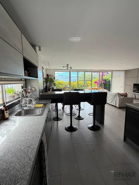 Venta Casa en Vista Colina, San Juan de Cumbayá, Quito, Ecuador — imagen 4