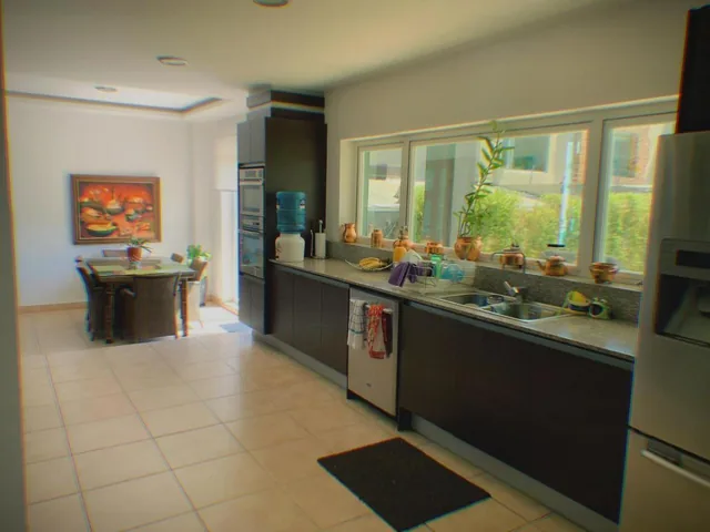 Renta Amplia Casa con Jardín - Lumbisí Cumbayá — imagen 4