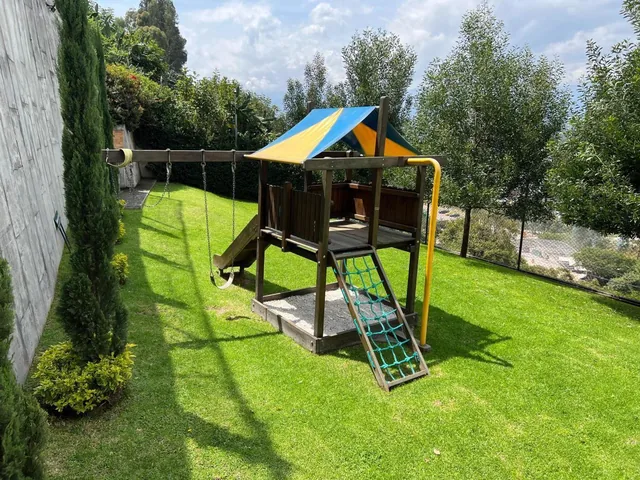 Cumbaya Casa de Venta en Conjunto — imagen 3