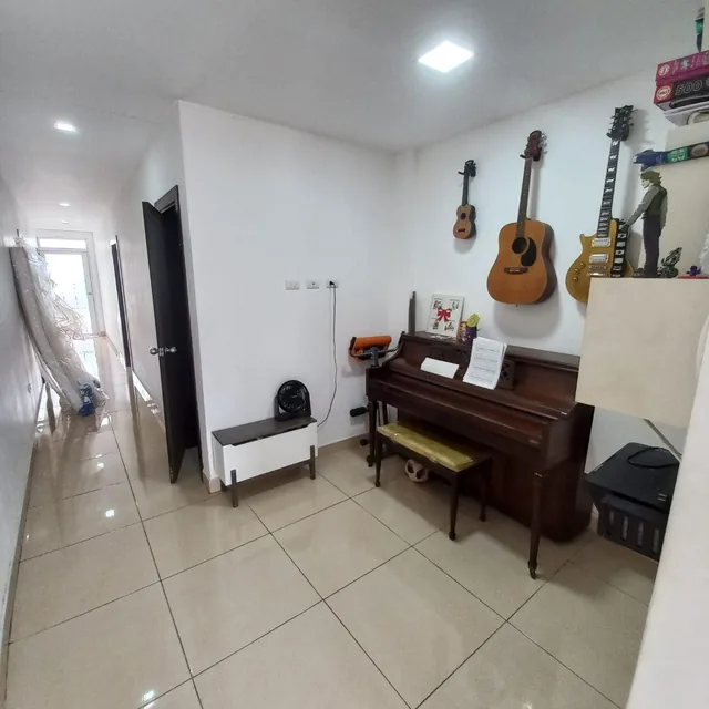 Se Vende Departamento Amplio en Colinas de Los Ceibos!, Guayas — imagen 5