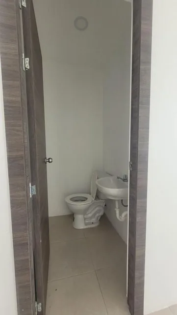 En Venta Linda Casa de Una Planta Ubicada en Paseo del Sol 1, Sin Hipoteca, Libre de Gravámenes. Guayas — imagen 2