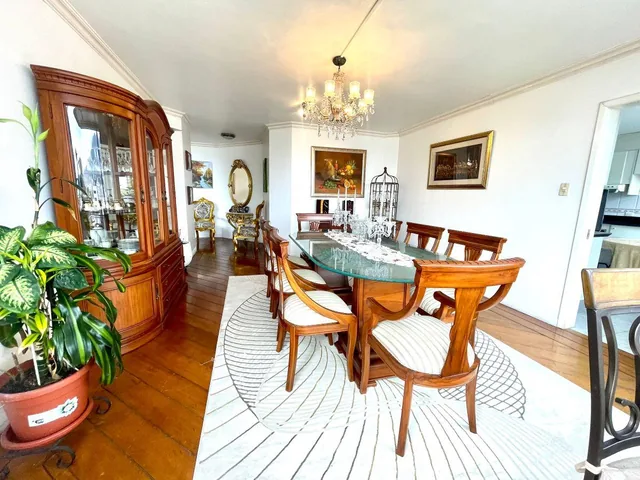 Departamento González Suárez - 300 m² — imagen 2