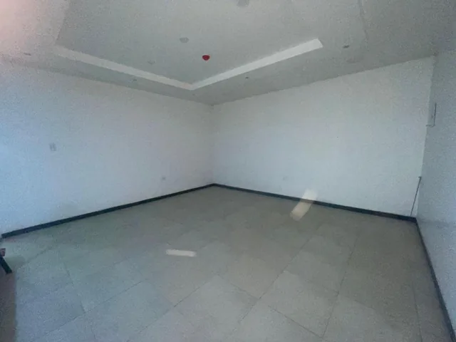 Local Comercial en Venta Plaza Real Calderon — imagen 5