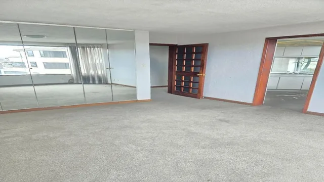 Vendo Departamento con Vista Panorámica en El Bosque a un Excelente Precio 250 m² — imagen 5