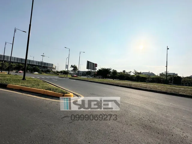 Vendo Local Comercial El Buijo Área Parqueo Útil Restaurantes Oficina Gym 213 m² Cubiertos Una Planta, Guayas — imagen 3