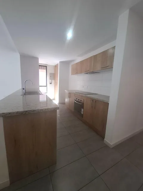Vendo Moderno Departamento con Balcón - Sector Bellavista Baja — imagen 5