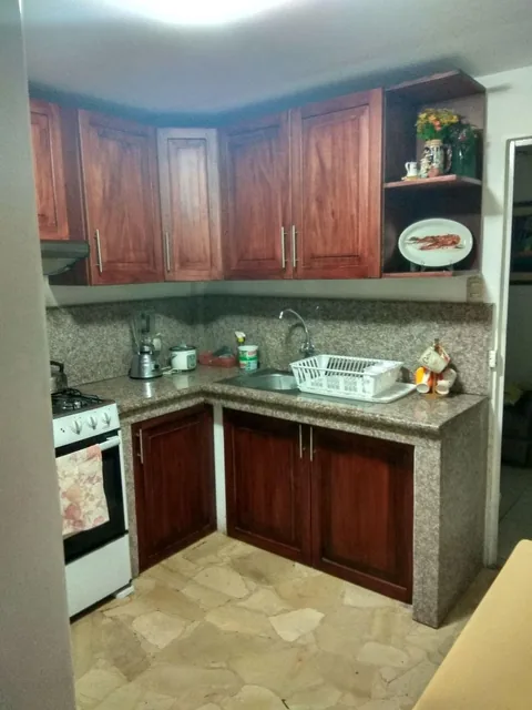 Venta de Casa de 2 Plantas, 3 Dorm., 2 Baños en El Norte de Guayaquil, Guayas — imagen 4