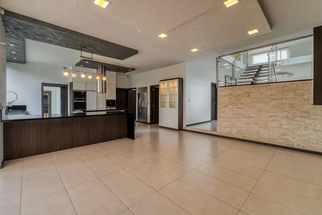 Hermosa Casa de Venta o Renta Urbanizacion Exclusiva Cumbaya — imagen 5