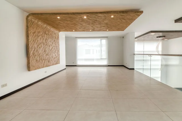 Hermosa Casa de Venta o Renta Urbanizacion Exclusiva Cumbaya — imagen 2