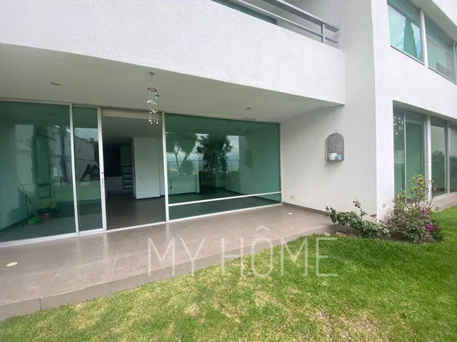 Hermoso Departamento con Jardín — imagen 3