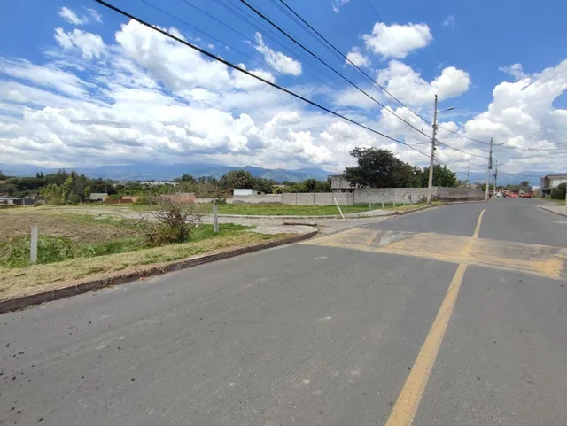 Terreno en Venta Plano 743 m² Tumbaco — imagen 2