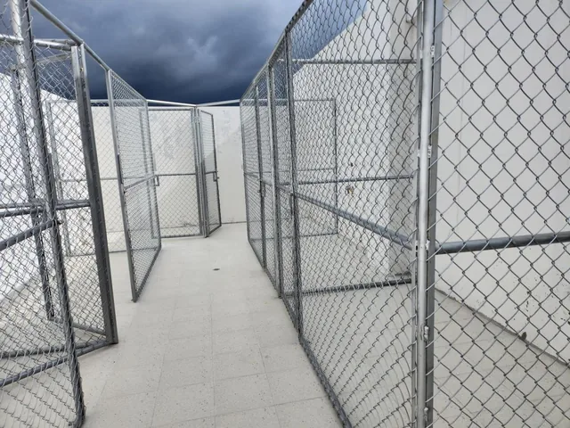 Vendo Departamento Urb. Jardines de Amagasi, Solca Cerca de Embajada Americana — imagen 2