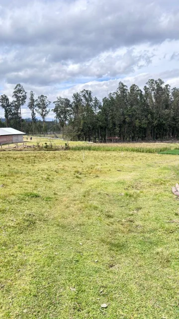 Terreno de Venta Sector Aeropuerto, a Cuatro Cuadras de Redondel de Alpachaca y de Gasolinera Primax — imagen 5