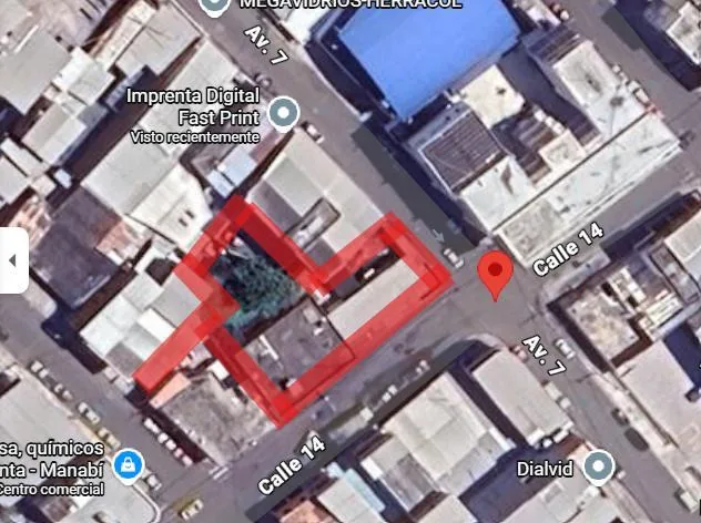 Vendo Terreno Esquinero de 848 m² en El Centro de Manta, Manabí — imagen 2