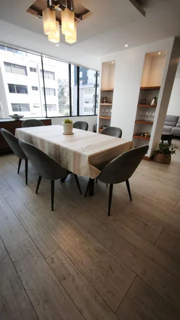 Exclusivo Departamento de Lujo, 3 Dorm. Amoblado, Sector La Carolina — imagen 2