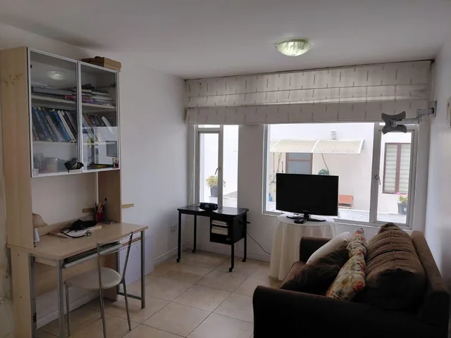 Vendo Suite Remodelada de 64 m² a Pasos de Usfq, Edificio de Solo Suites — imagen 5