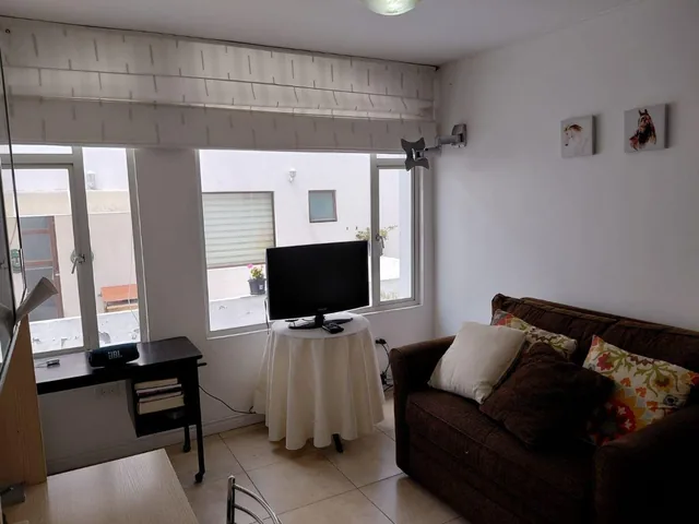 Vendo Suite Remodelada de 64 m² a Pasos de Usfq, Edificio de Solo Suites — imagen 4