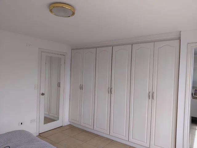 Vendo Suite Remodelada de 64 m² a Pasos de Usfq, Edificio de Solo Suites — imagen 2