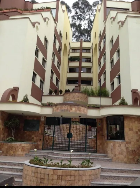 Venta Departamento El Bosque Amplio Cómodo — imagen 3
