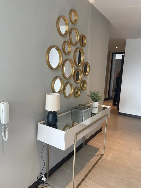 Vendo Lujoso Departamento Amoblado o Sin Muebles - Sector Centro Norte — imagen 3