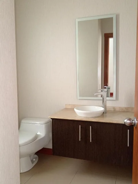 Cumbaya, El Potrero, Se Vende Casa — imagen 2