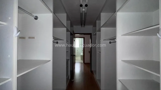En Venta - Renta 357 m² | 3 Habitaciones, Jardín Privado| Seguridad 24/7, Amenities - Cancha Squash! — imagen 2