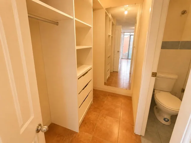 Departamento en Venta 3 Dorm., Norte de Quito Amagasí del Inca con Terraza — imagen 4