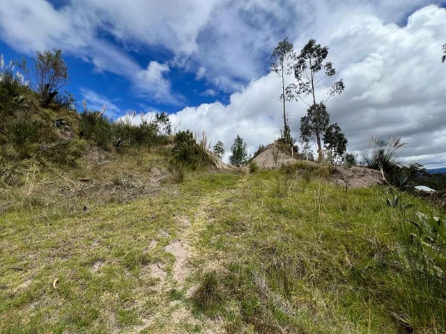 Gran Oportunidad de Inversión Terreno de 15.800 m² en Venta Guayancay Vía Azogues Cuenca, Azuay — imagen 2