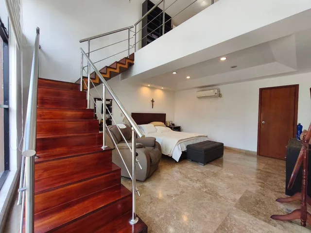 Casa en Venta en Samborondon Km 3 Urbanización Torres del Sol, con Estilo Único, Muy Amplia, Guayas — imagen 3