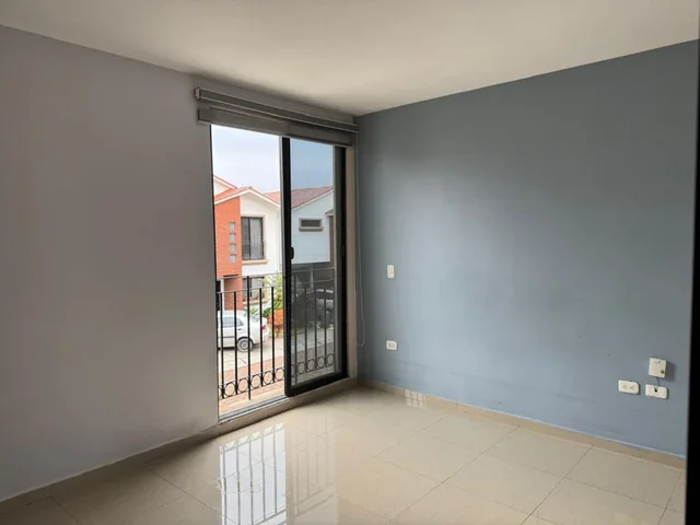 Venta Casa Urb. Napolis 3 Hbts. Guayas — imagen 5