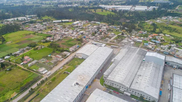 Terreno Industrial en Pifo de Venta / Mediano Impacto / Tababela — imagen 2