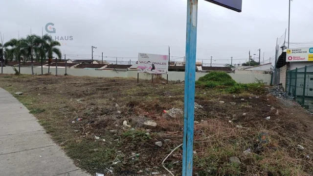 Venta de Terreno Comercial Triangular en Casa Laguna. m. N, Guayas — imagen 4