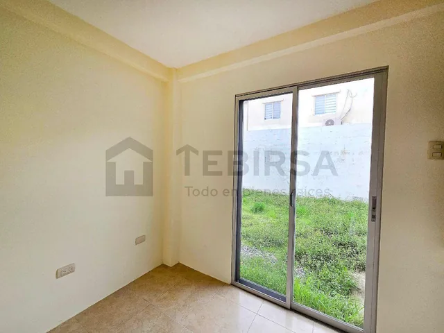 Casa en Venta de 2 Dorm. y Amplio Patio - Urb. Gran Vittoria Etapa Antonietta, Vía a Salitre, Guayas — imagen 3