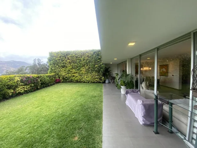 Casa de Venta Dentro de Conjunto Cerrado Sector San Juan Cumbaya, Vista — imagen 5