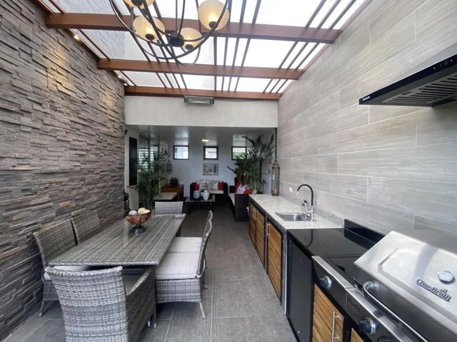 Casa de Venta Dentro de Conjunto Cerrado Sector San Juan Cumbaya, Vista — imagen 4